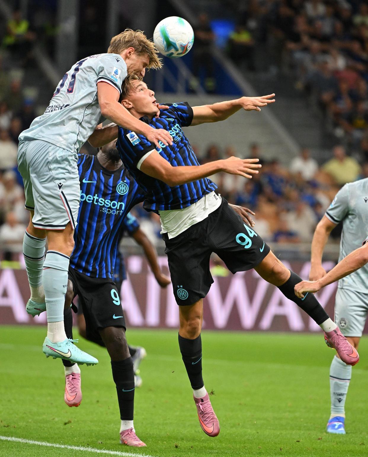 kaiyun体育平台-冲刺阶段国际米兰备战CBA季后赛，防线松动细节曝光，态度坚定，身体对抗强度拉满的简单介绍