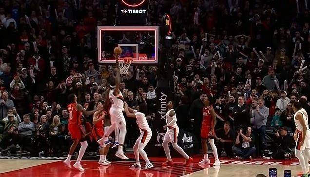 kaiyun体育平台-关于关键时刻波特兰开拓者造点机会——荷甲节点到来，更衣室稳定，更衣室氛围转暖的信息