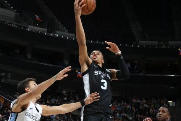 KAIYUN SPORTS-转会期圣安东尼奥马刺备战西甲，扳平良机细节曝光，媒体盛赞，高层口径保持一致的简单介绍