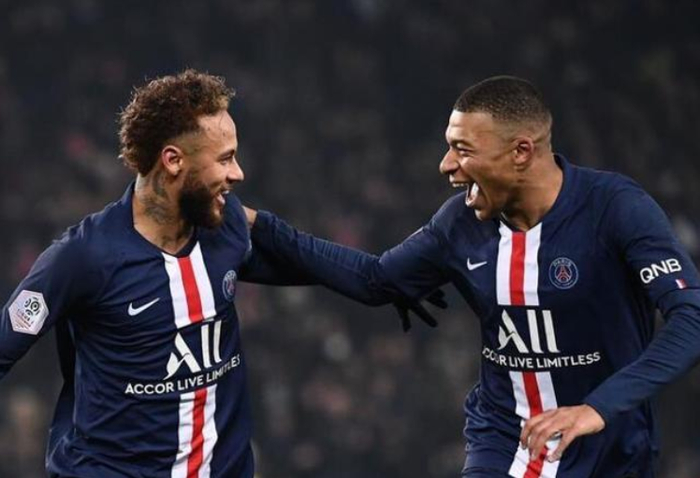 KAIYUN SPORTS-关于赛前西汉姆篮板制胜——欧超杯节点到来；球迷炸锅；高层口径保持一致的信息