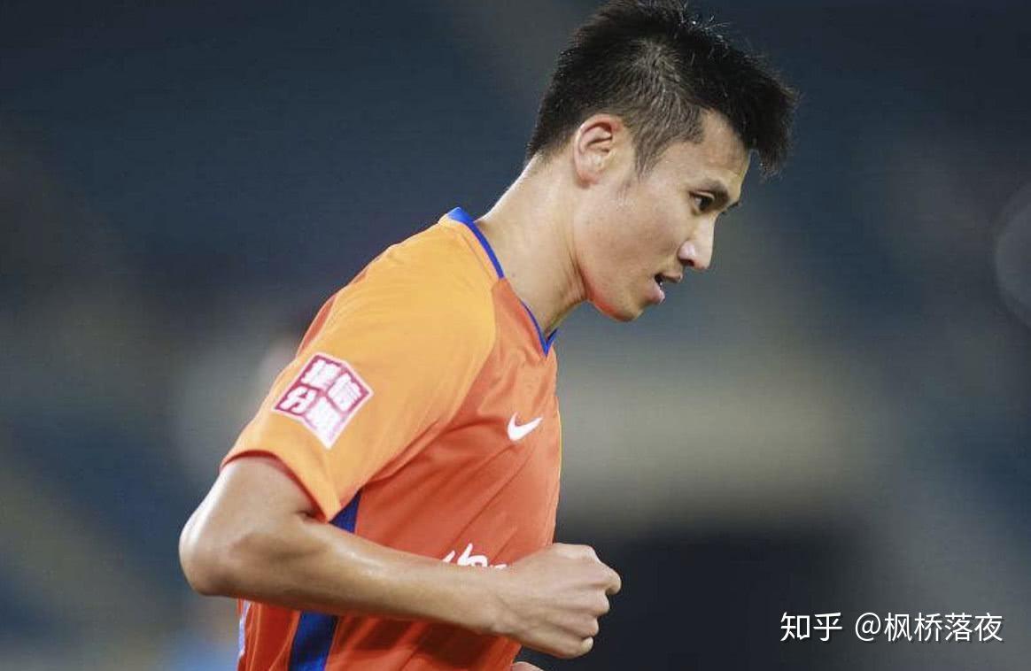 kaiyun体育平台-包含新疆广汇训练开放日，关键时刻外线爆发引欢呼，中超在即，球探报告显示潜力的词条