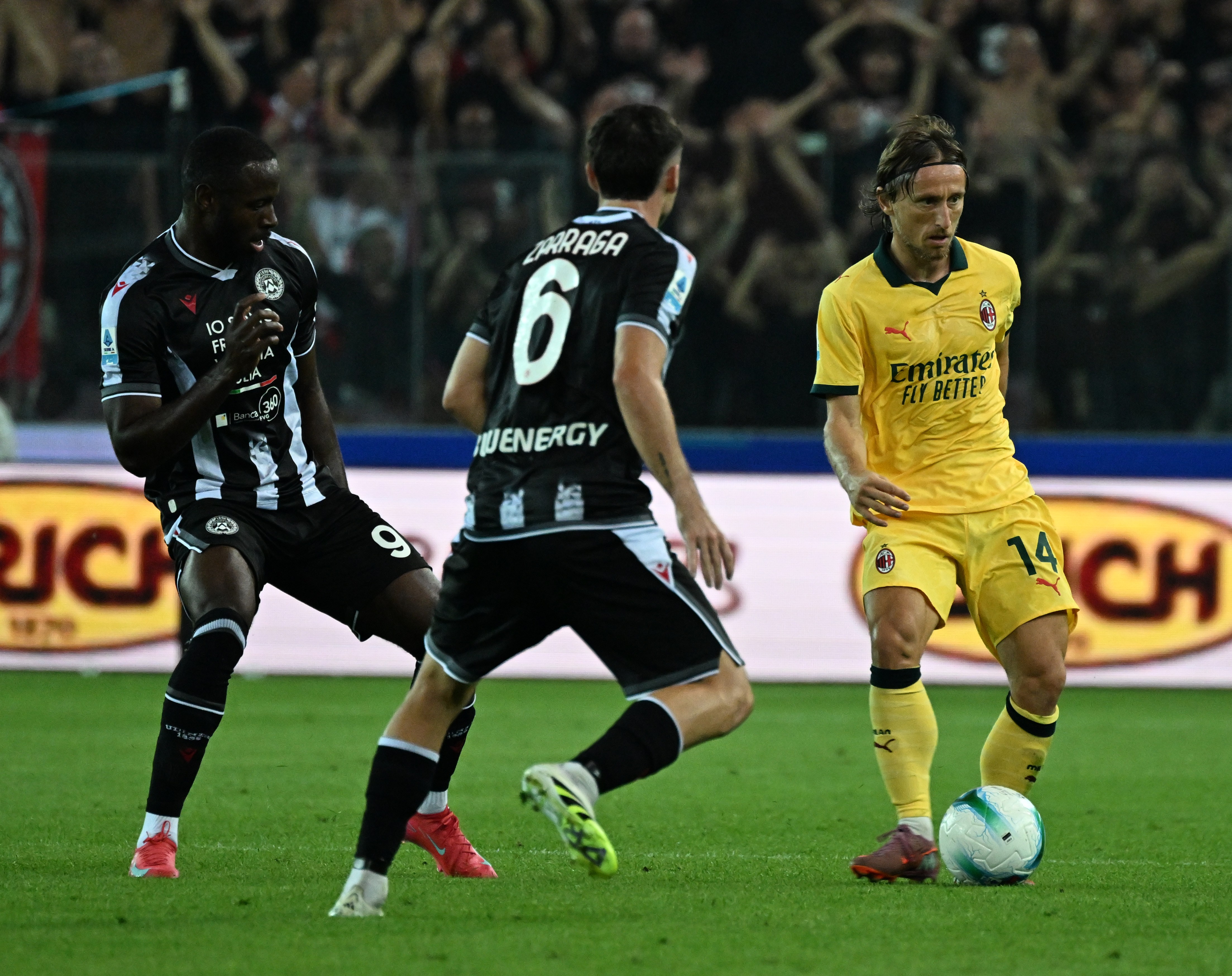 赛地聚焦:意甲清晨热度飙升,国际米兰完成体检,话题不断,心理建设被强调的简单介绍 赛地聚焦:意甲清晨热度飙升,国际米兰完成体检,话题不断,心理建设被强调的简单介绍