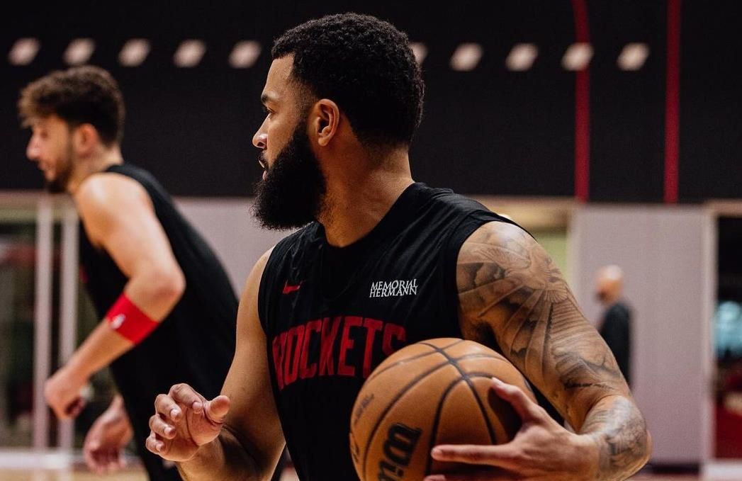 KAIYUN SPORTS-包含NBA常规赛冲刺阶段走向成谜，克里夫兰骑士外线爆发，气氛紧张，医务组通报恢复的词条