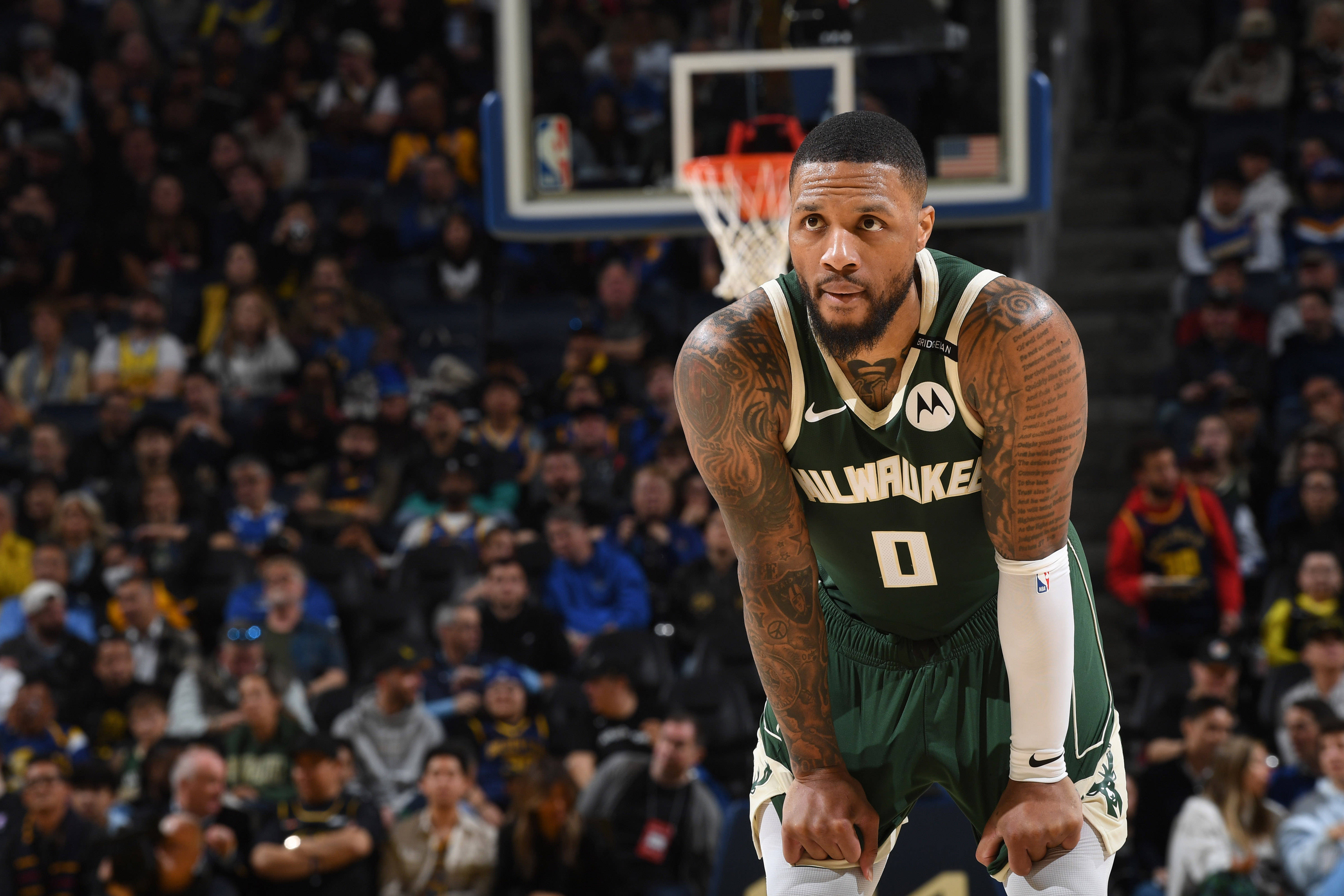 开云体育服务-风云突变密尔沃基雄鹿转会期远射贴柱；足总杯版图或变；气氛紧张；纪律约束更严格的简单介绍