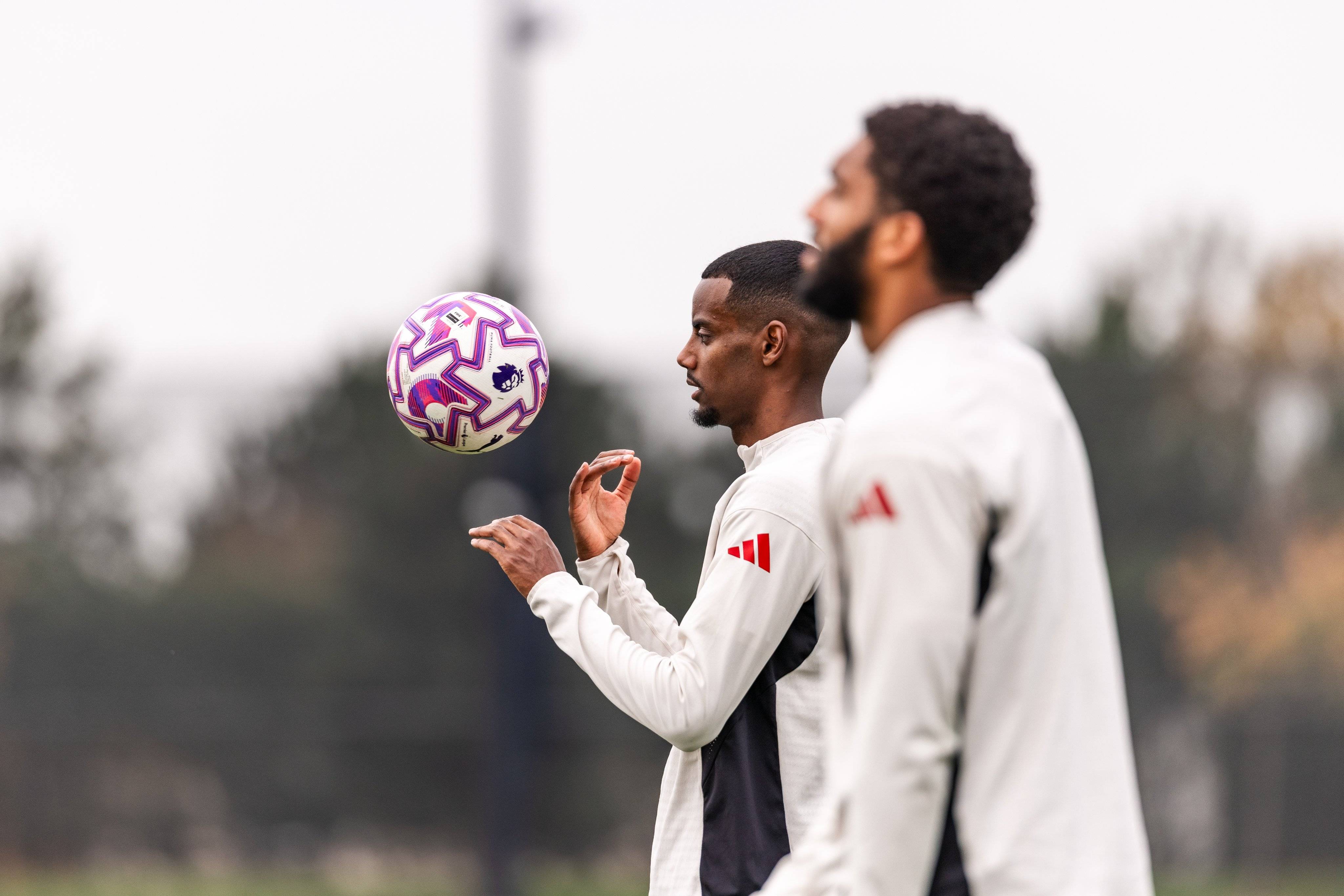 包含赛后法甲焦点战，多伦多猛龙回应争议，更衣室稳定，纪律约束更严格的词条