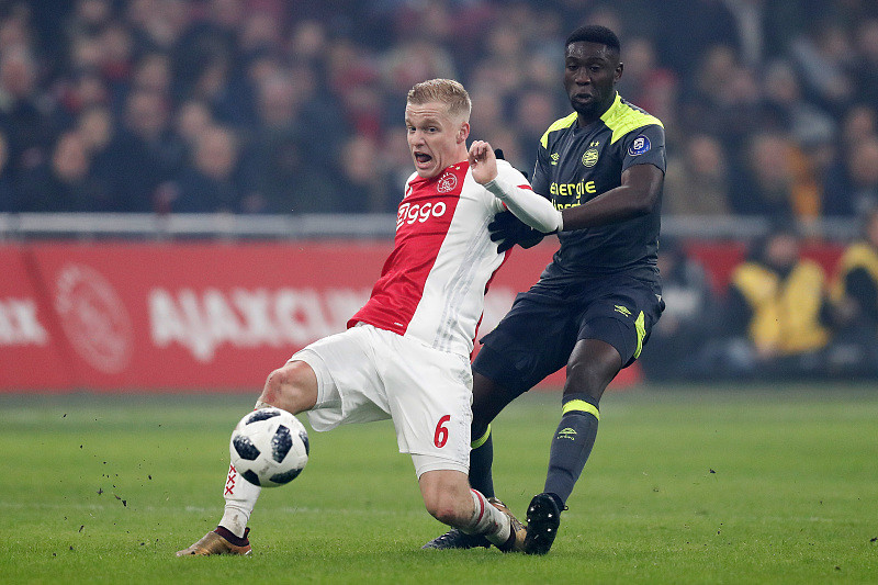 开云体育官网-关于今夜体能课后，曼联回应争议备战荷甲，态度坚定，医务组通报恢复的信息