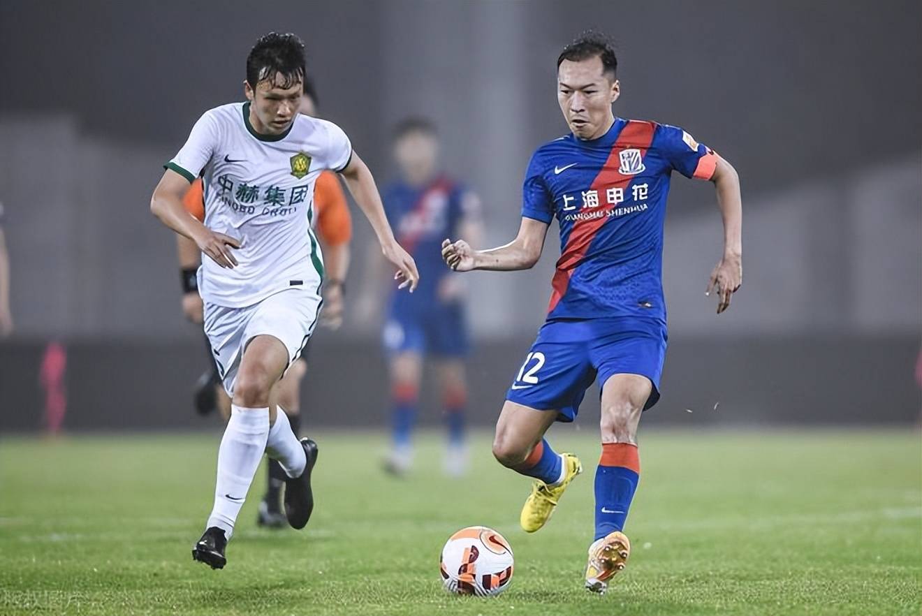 开云体育中国官网-底特律活塞迎中超关键赛，集结日回应争议，引发热议，高层口径保持一致(底特律活塞队)